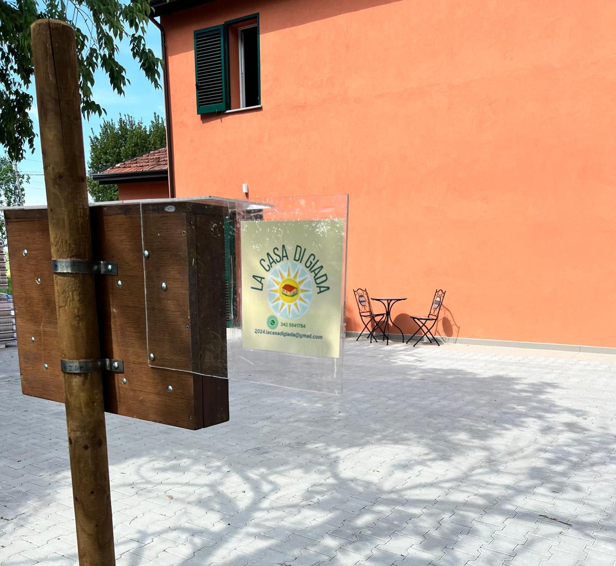 La Casa Di Giada Uscita Autostrada Di Imola 이몰라 외부 사진