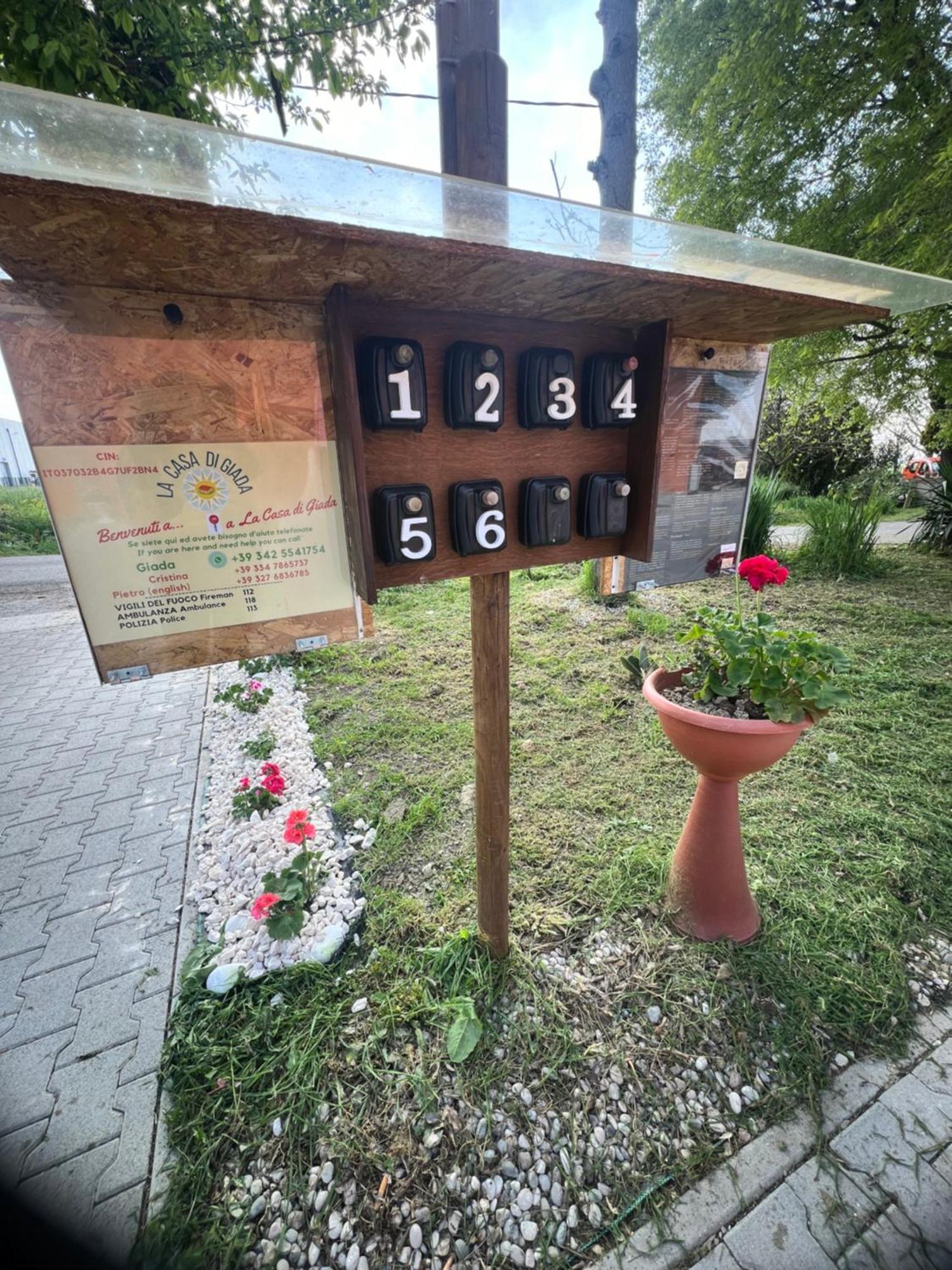 La Casa Di Giada Uscita Autostrada Di Imola 이몰라 외부 사진